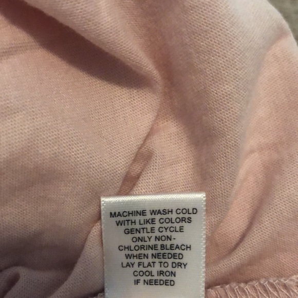 NEW!! EXPRESS Flowy Asymmetrical Tank in Blush Pink Size Small - Picture 6 of 6